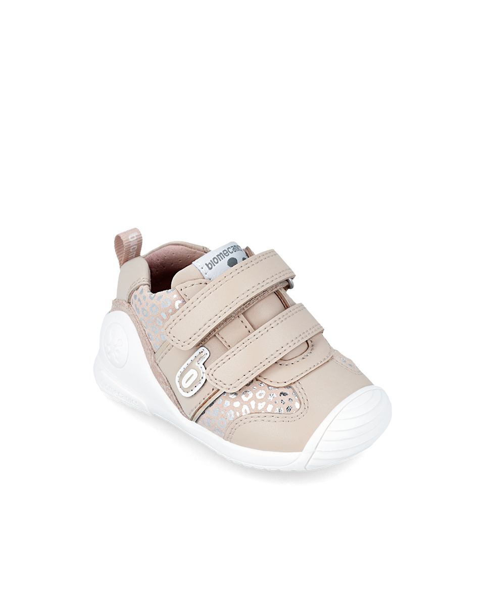 Sneakersy Biomecanics 242111-A